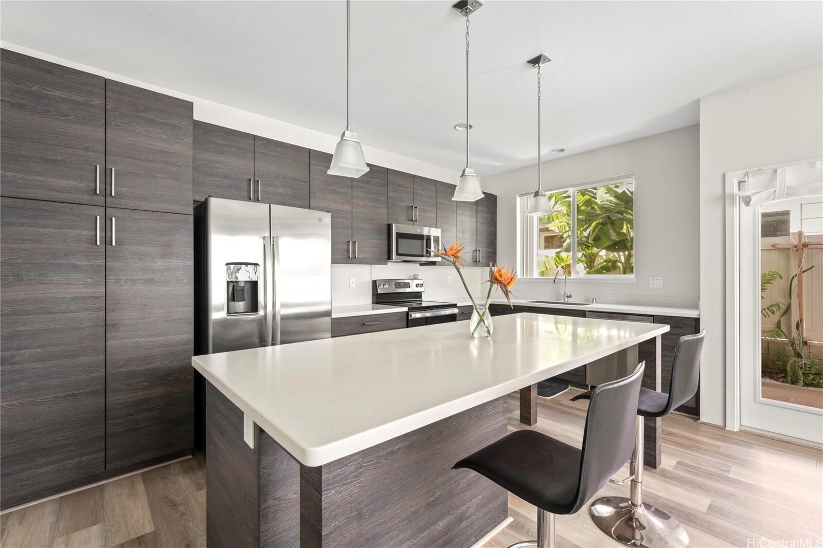 Property Photo:  91-1841 Keaunui Drive 550  HI 96706 