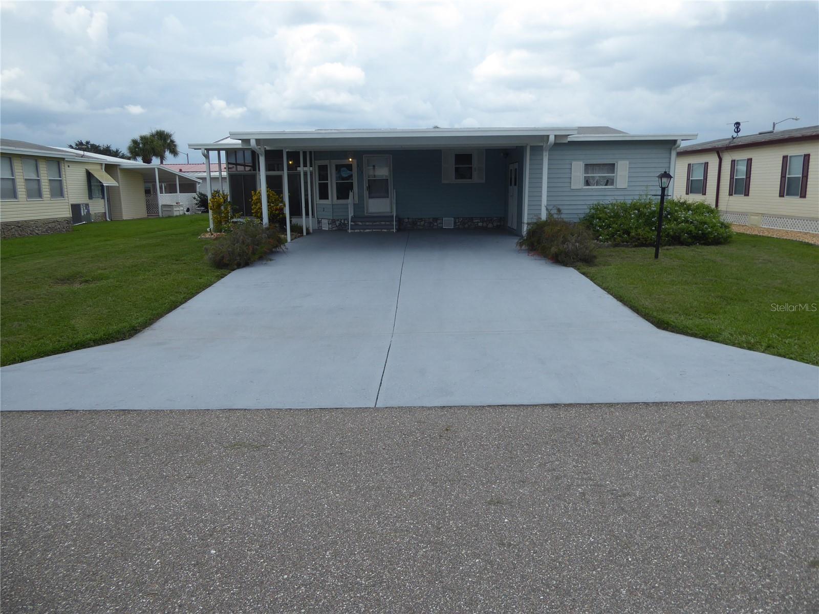 Property Photo:  115 Douglas Park Avenue  FL 33897 