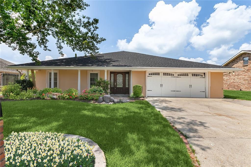 Property Photo:  149 Belle Grove Drive  LA 70068 