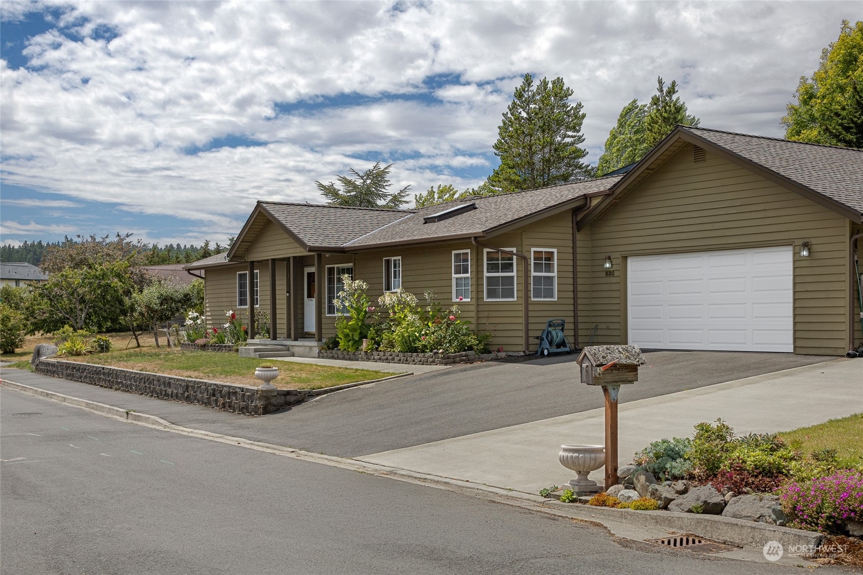 Property Photo: 520 Spruce Street WA 98250