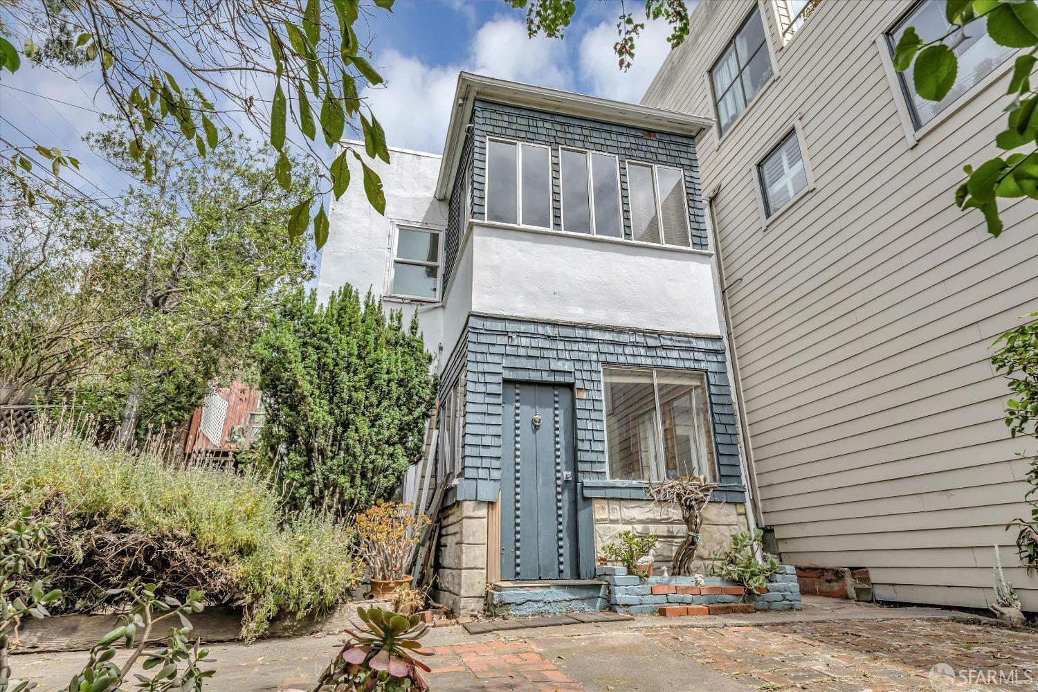 Property Photo: 2142 22nd Street CA 94107