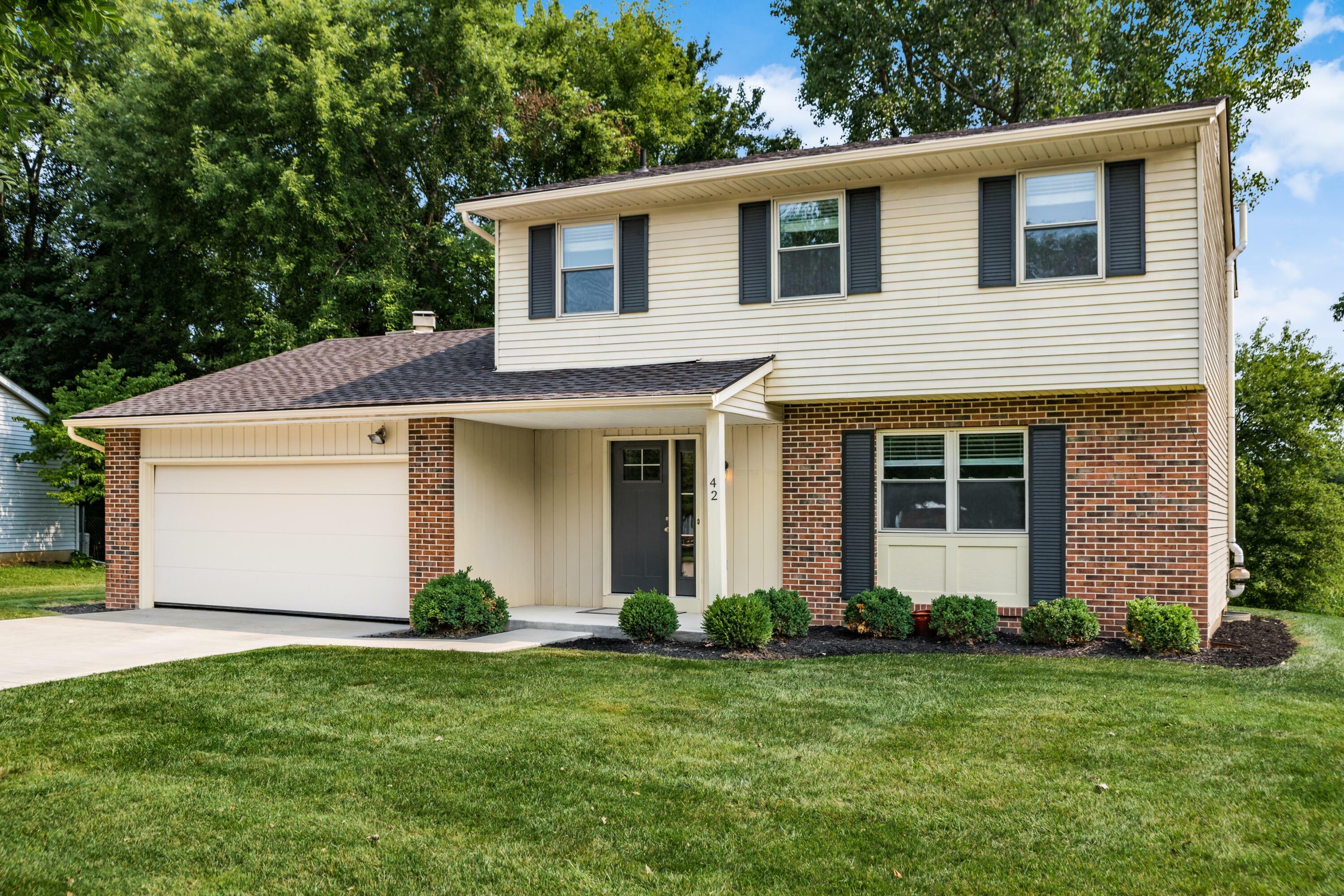 Property Photo:  42 John Anne Circle  OH 43110 