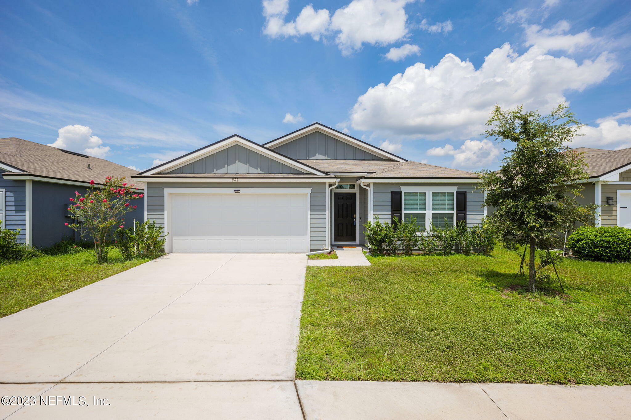 Property Photo:  2507 Beachview Drive  FL 32218 