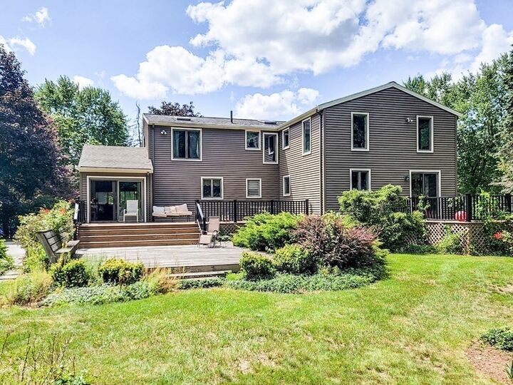 Property Photo: 20 John St MA 01876