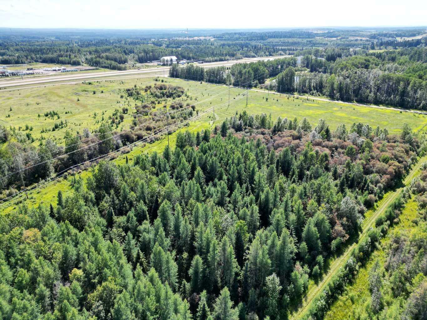 Property Photo: 18032 Township Road 532A AB T7E 1V6