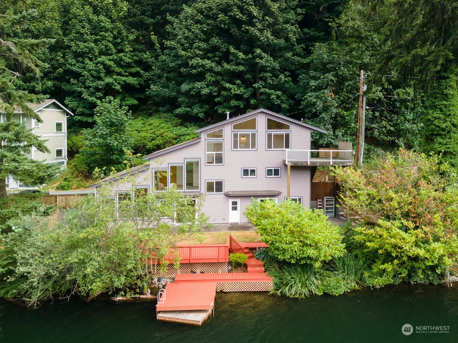 Property Photo:  1803 Sleepy Hollow Lane  WA 98226 