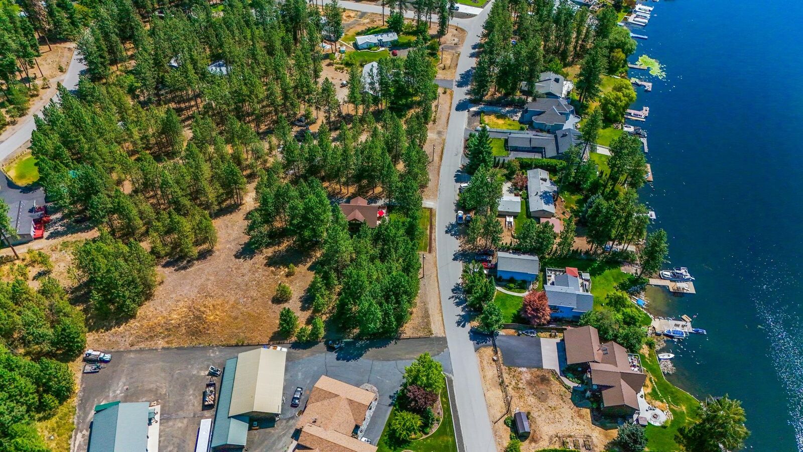 Home for sale in Nine Mile Falls 6610 Long Lake Dr, Nine Mile Falls