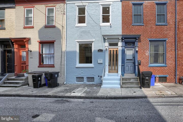 1831 Susquehanna Street  Harrisburg PA 17102 photo