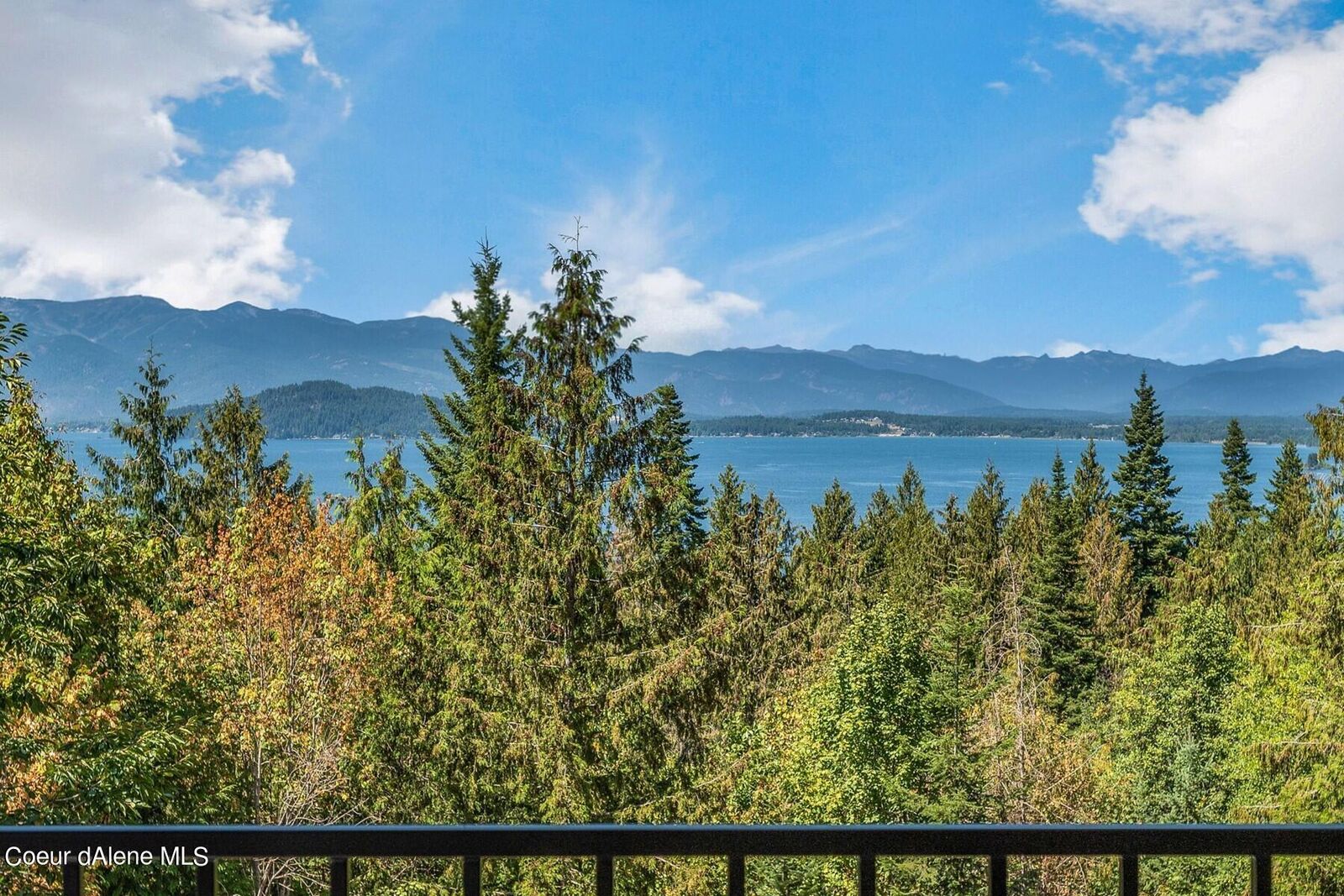 Home for sale in Sagle 3470 Eureka Rd, Sagle, ID 83860