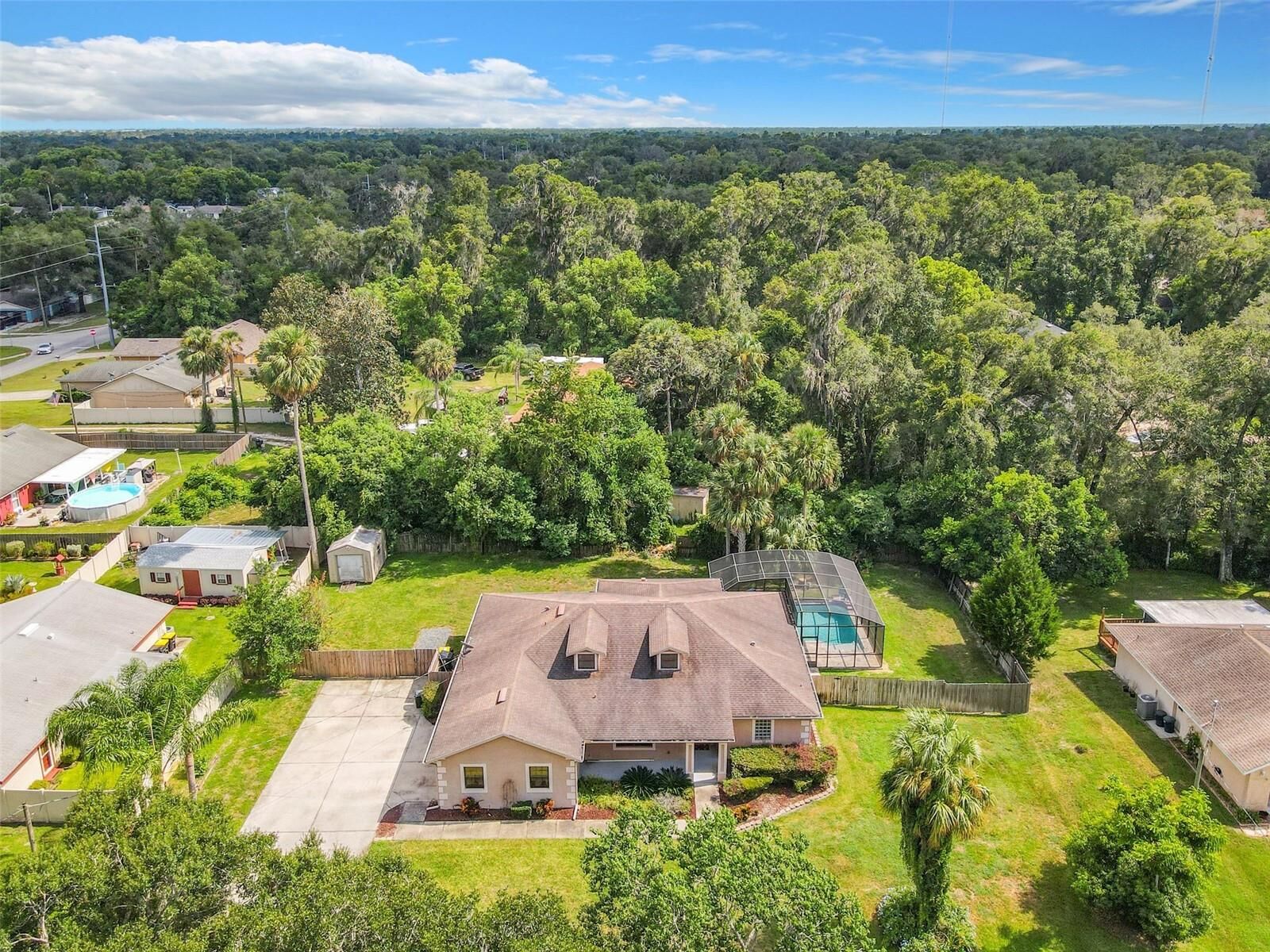 Property Photo:  870 Crittenden Avenue  FL 32763 
