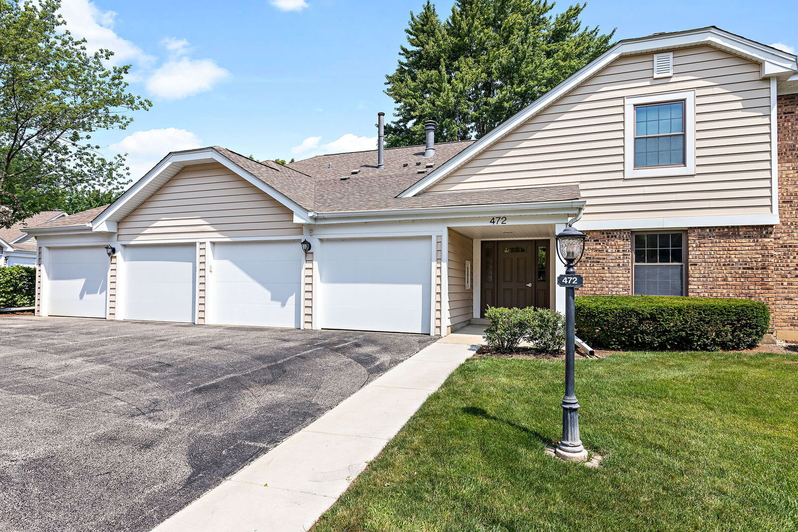 Property Photo:  472 Lambert Drive D1  IL 60193 