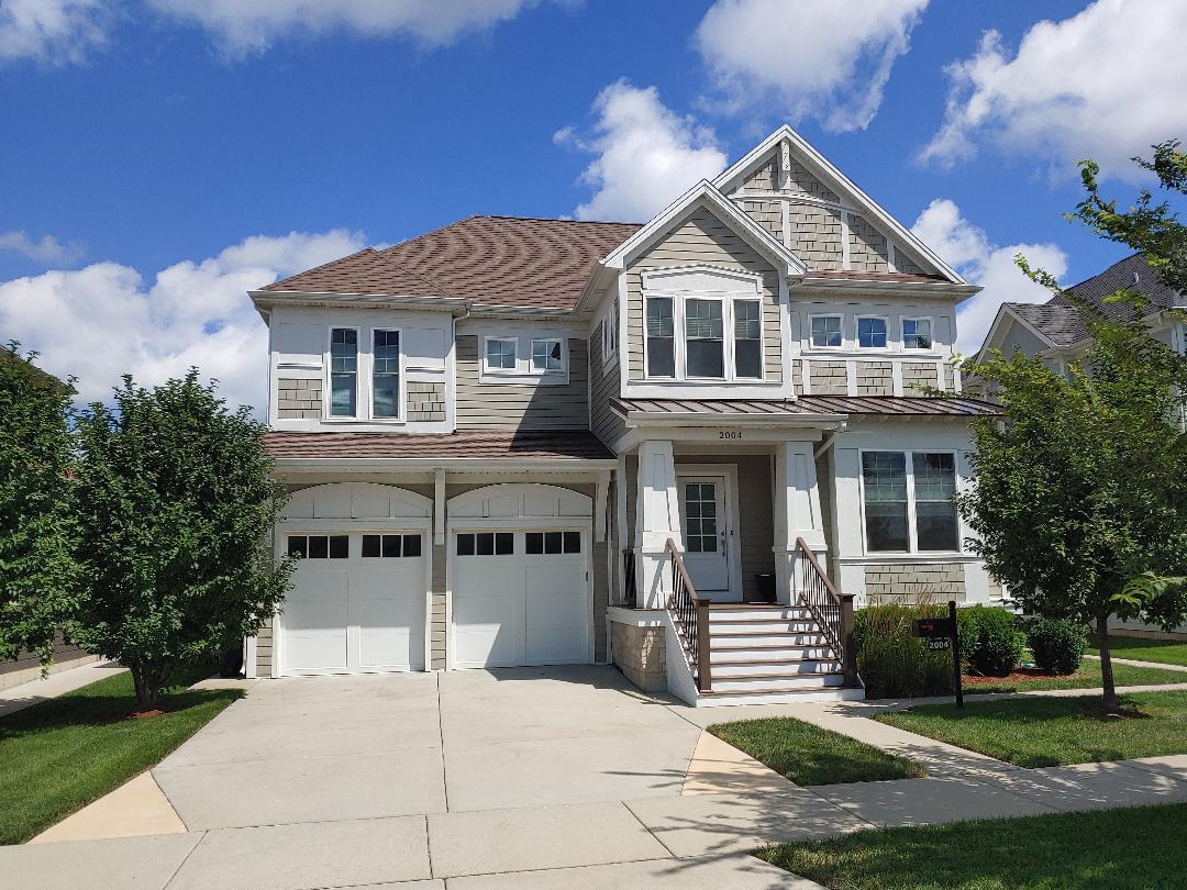 Property Photo:  2004 Sibley Street  IL 60068 