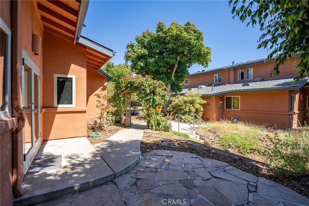 Property Photo:  1732 Tierra Nueva Lane  CA 93445 