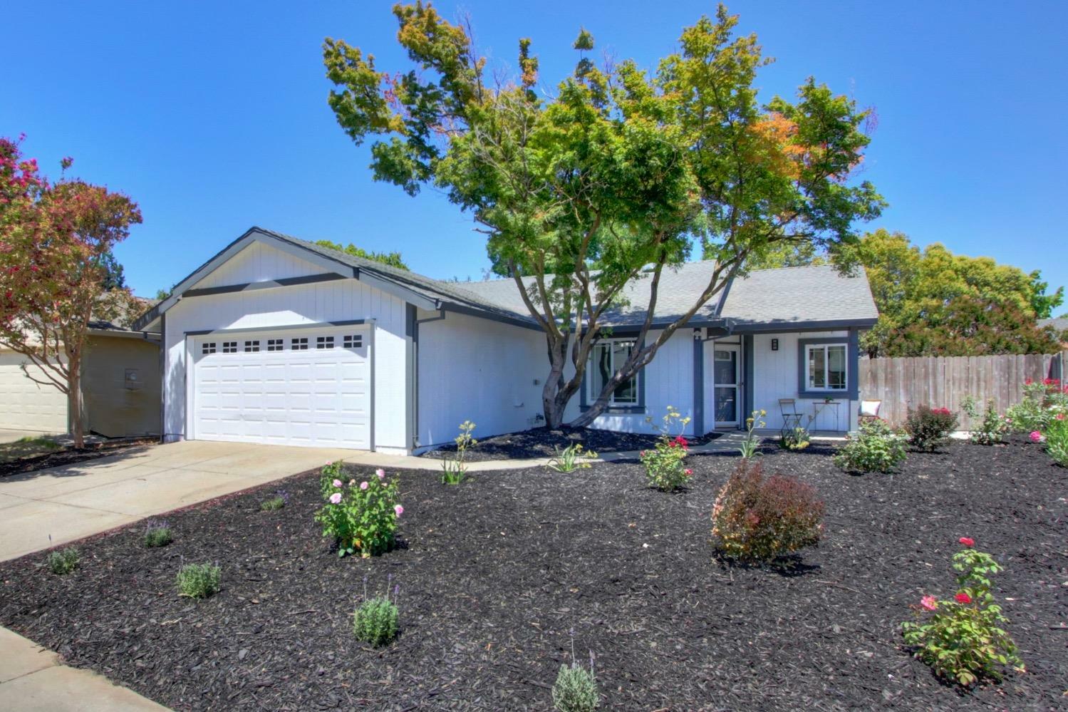 Property Photo:  8149 Scenic Hills Way  CA 95828 