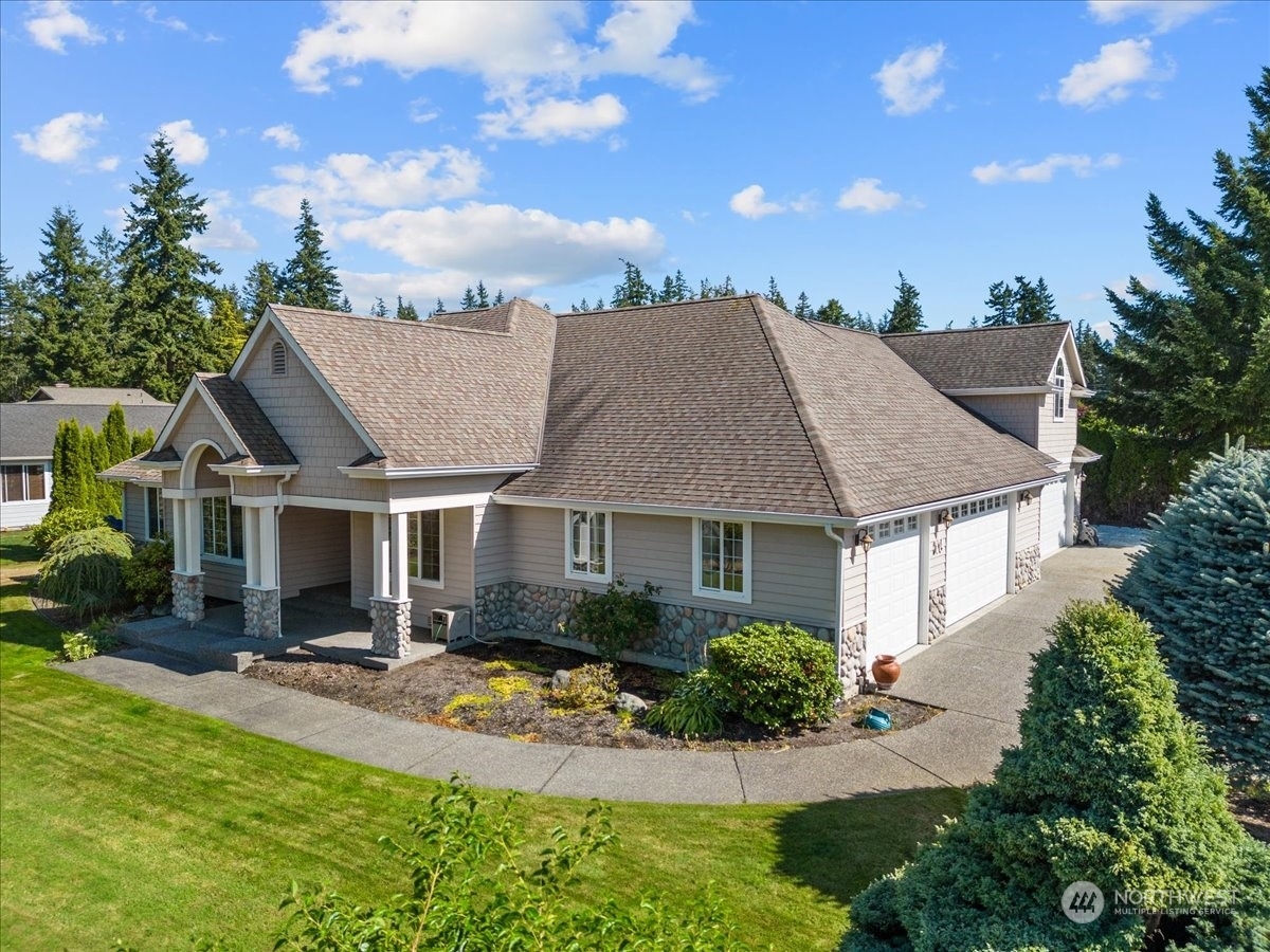 Property Photo:  274 Scotland Drive  WA 98282 