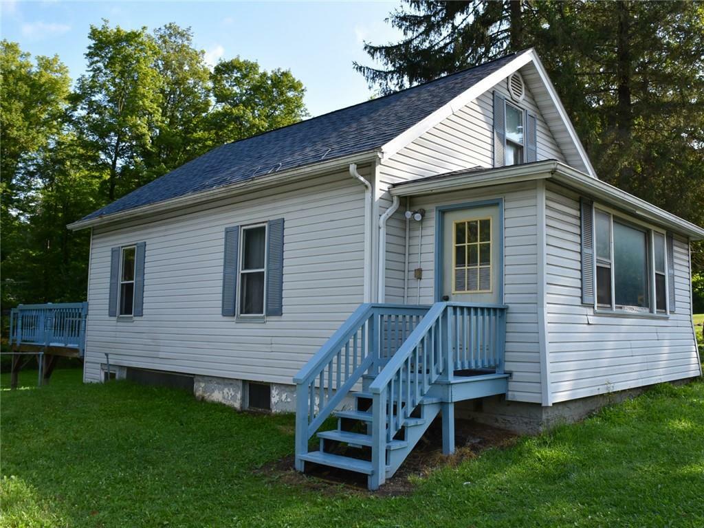 Property Photo: 25102 Saegertown Street PA 16433