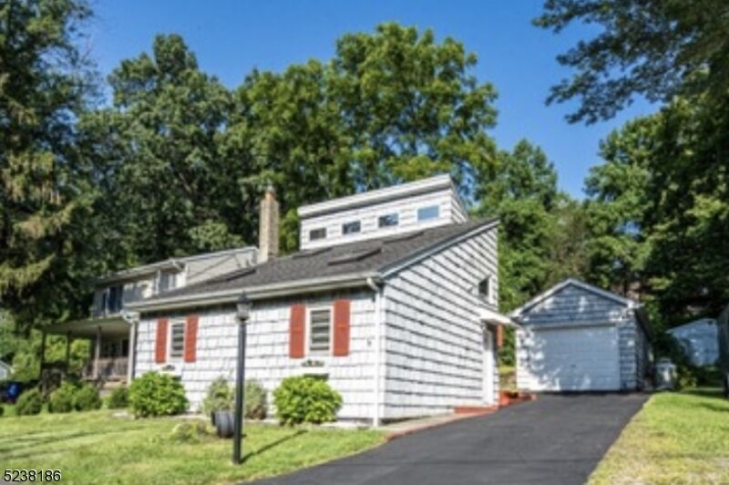 Property Photo:  95 Mulberry St  NJ 07419 