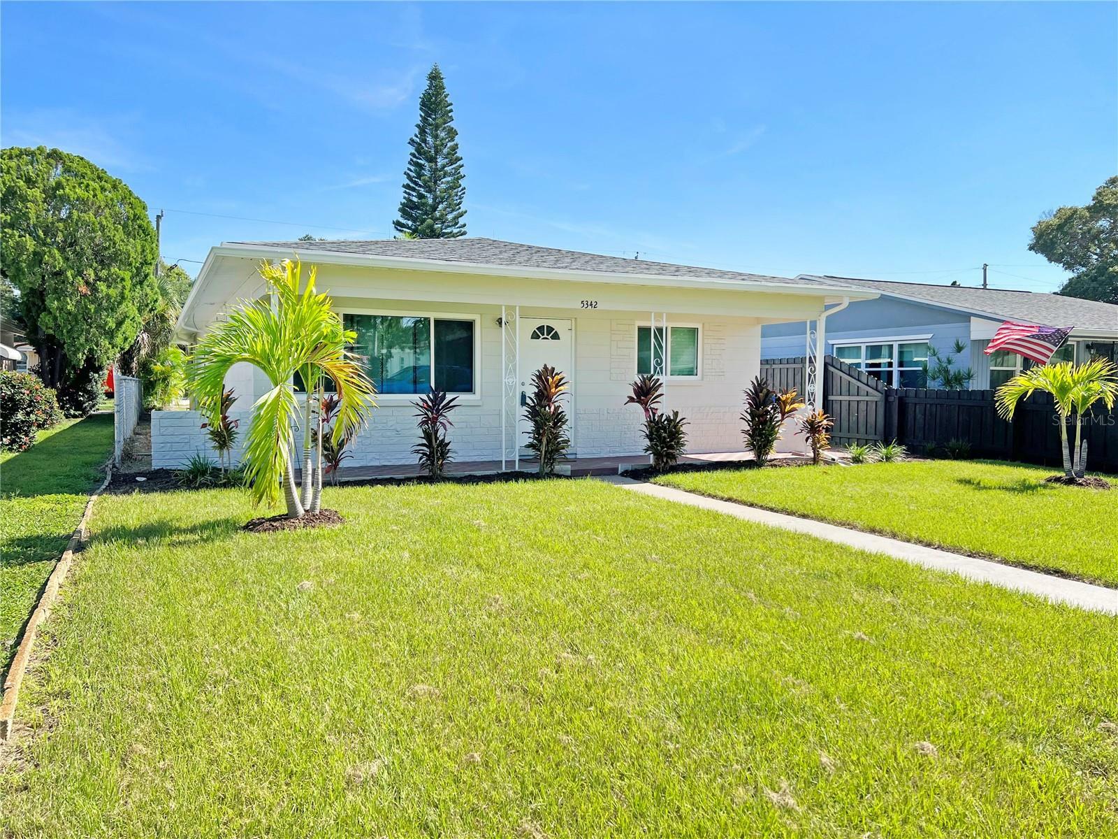 Property Photo:  5342 8th Avenue N  FL 33710 