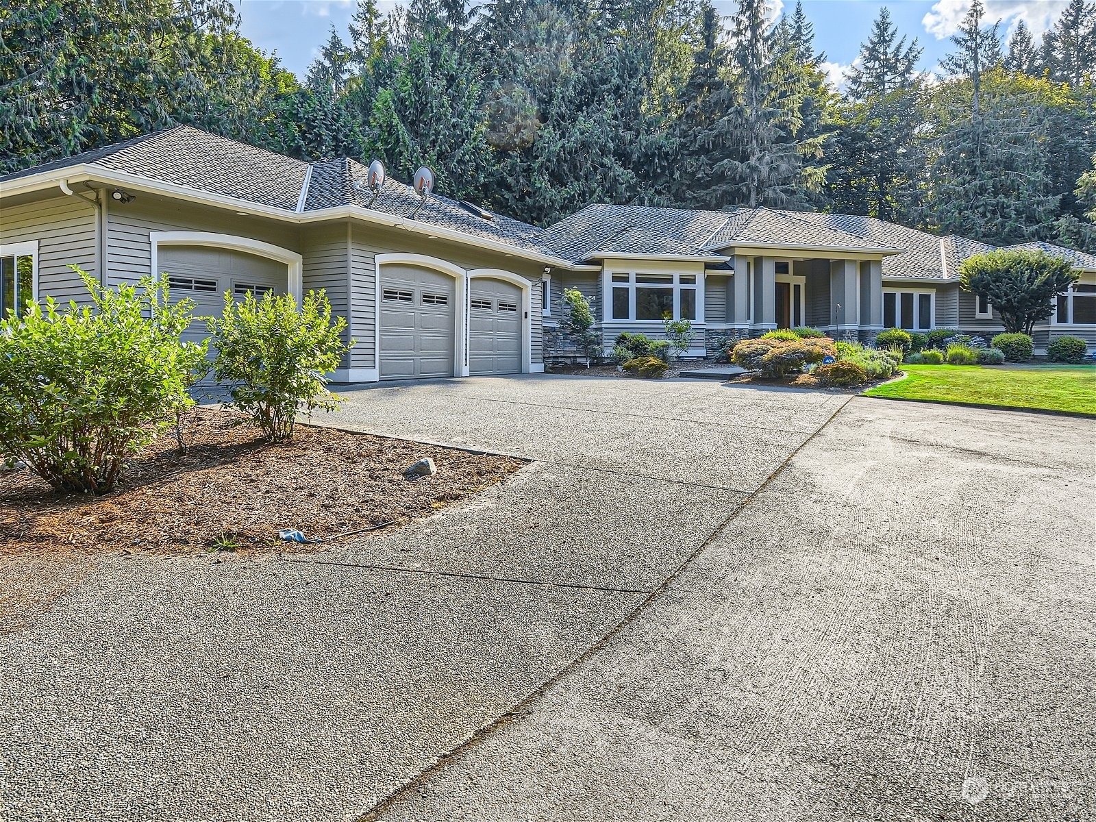 Property Photo:  29335 NE 52nd Street  WA 98014 