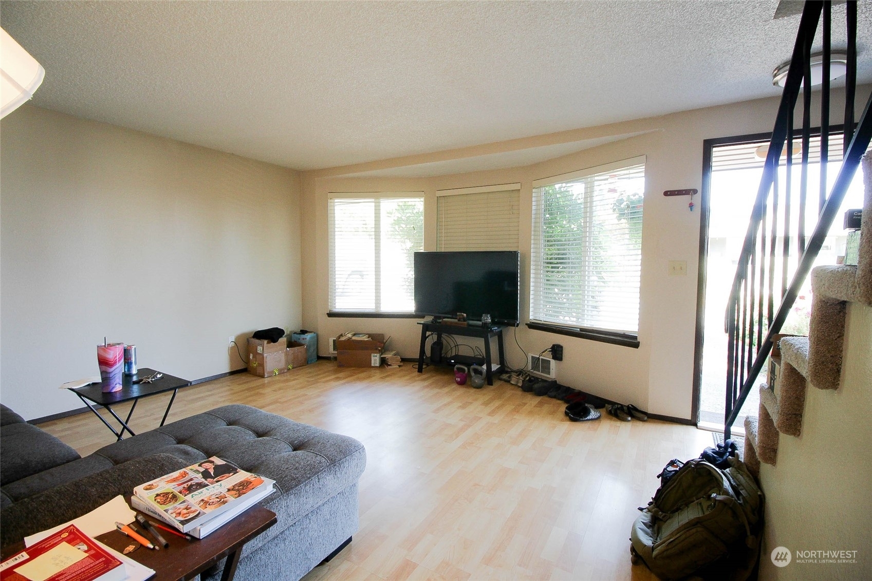 Property Photo: 2118 49th Street SE WA 98203