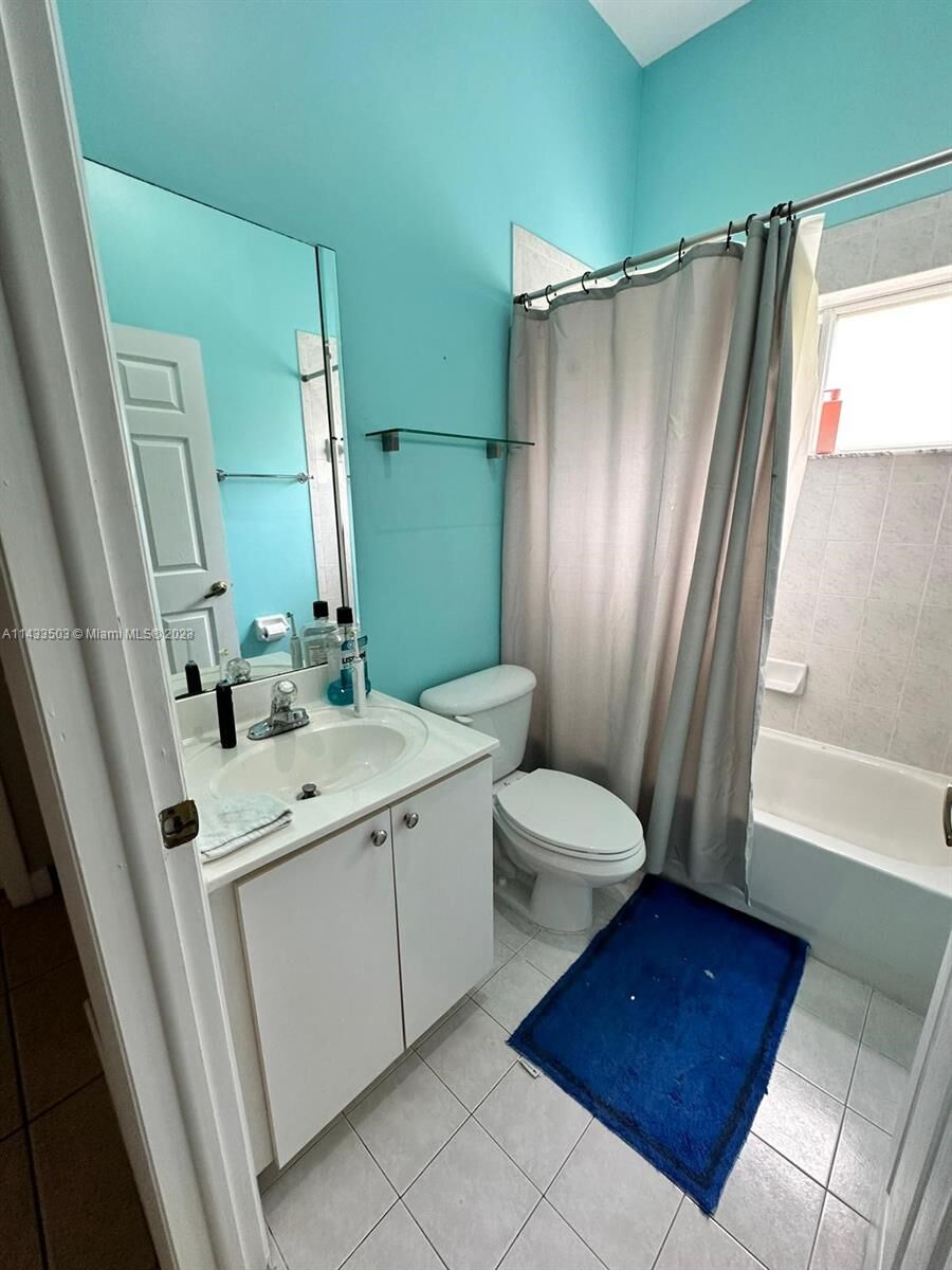 Property Photo: