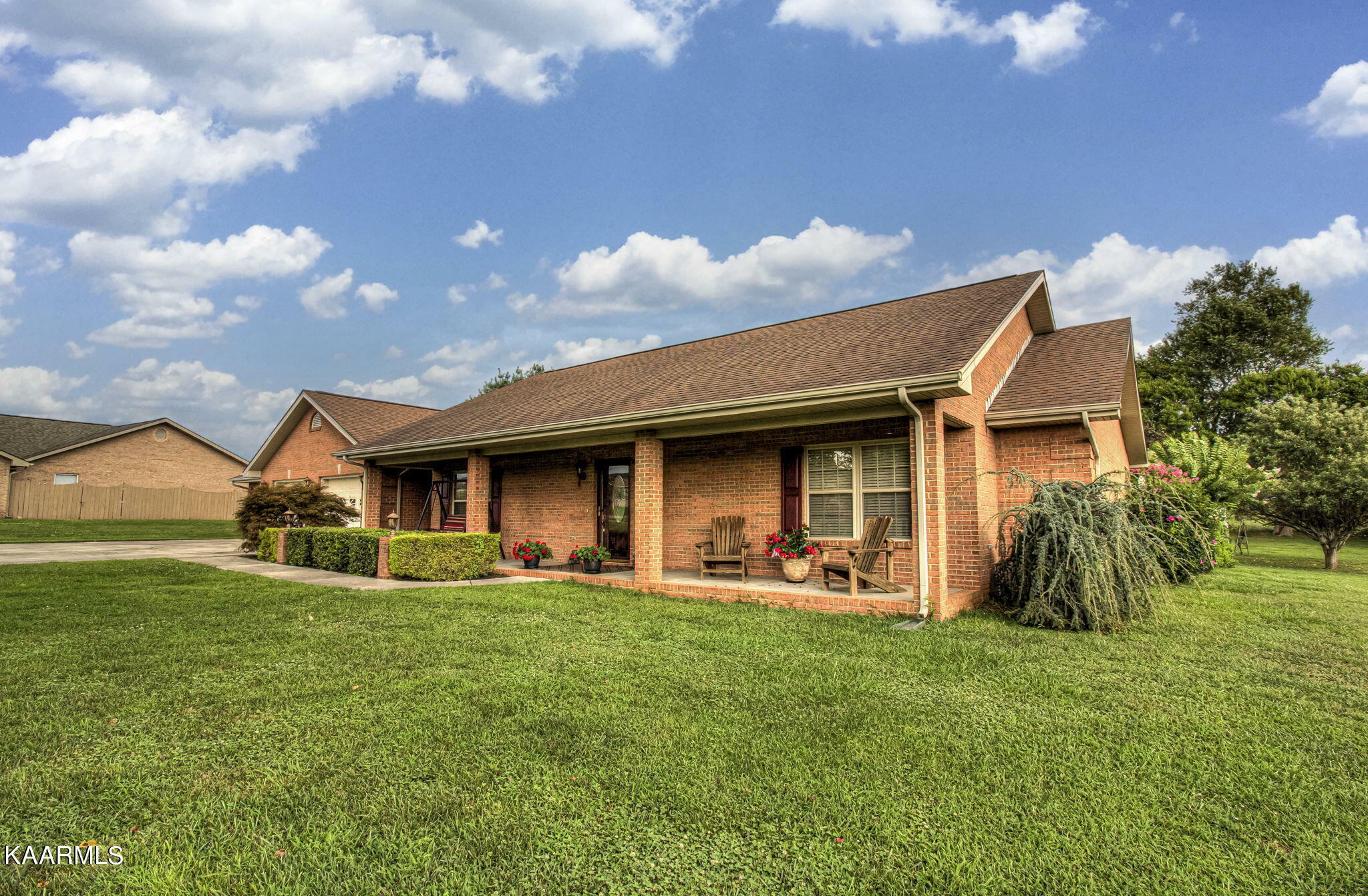 Property Photo: 681 Southview Circle TN 37764