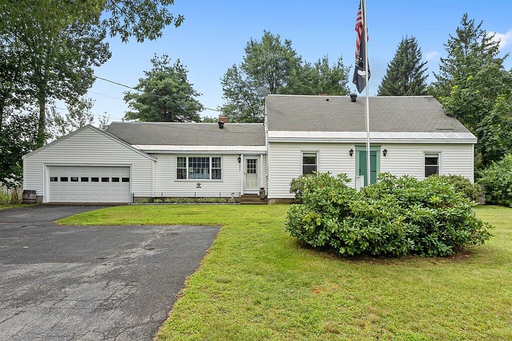 Property Photo: 468 Main Street MA 01474