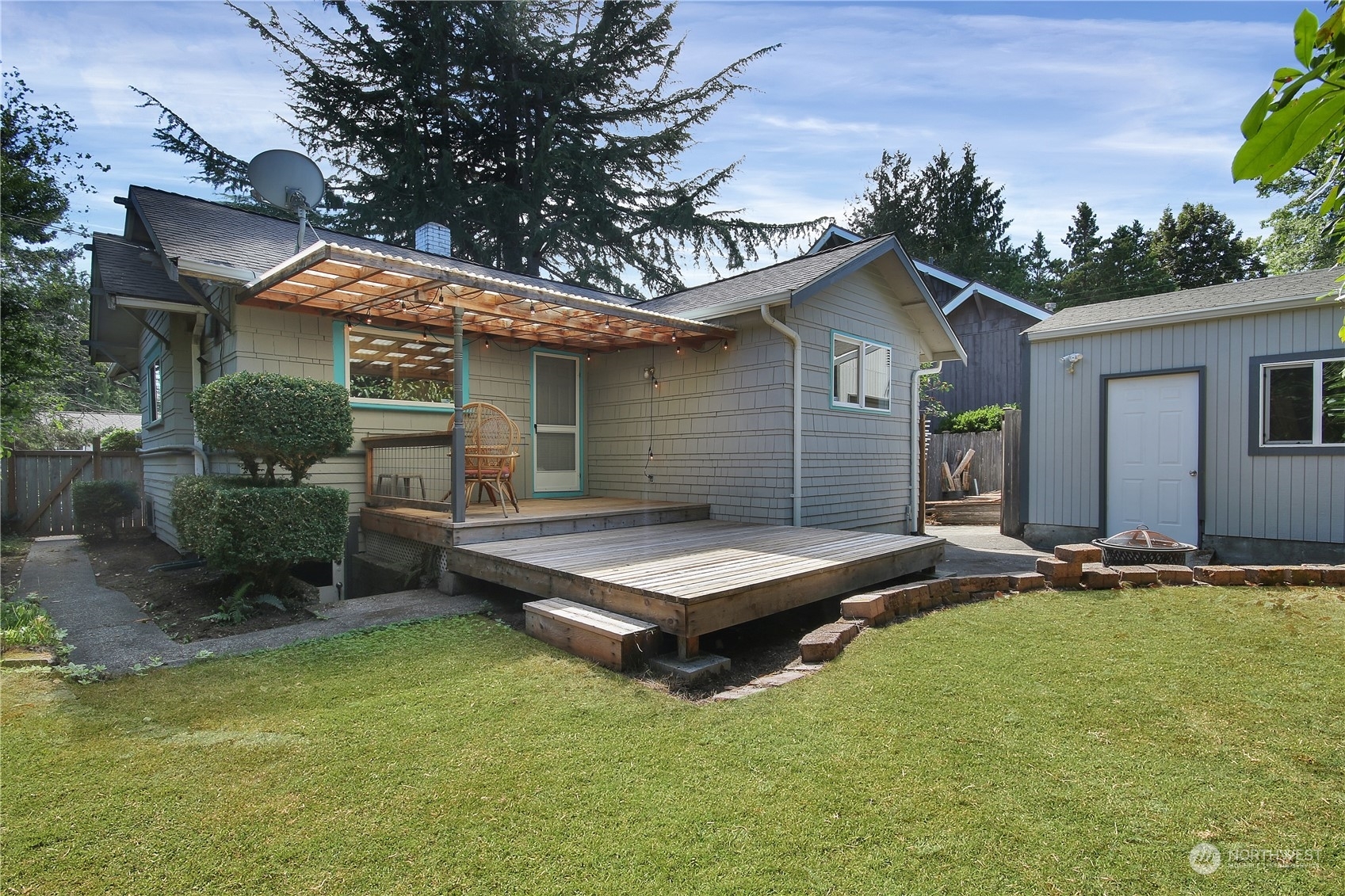 Property Photo:  4908 SW Morgan Street  WA 98136 