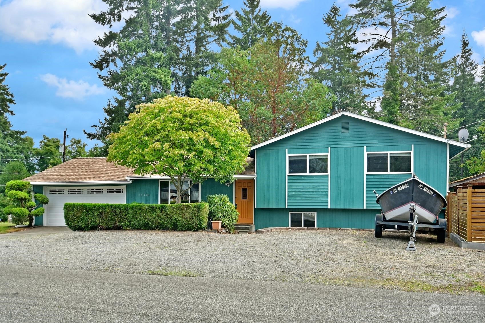 Property Photo:  16820 22nd Avenue NE  WA 98155 