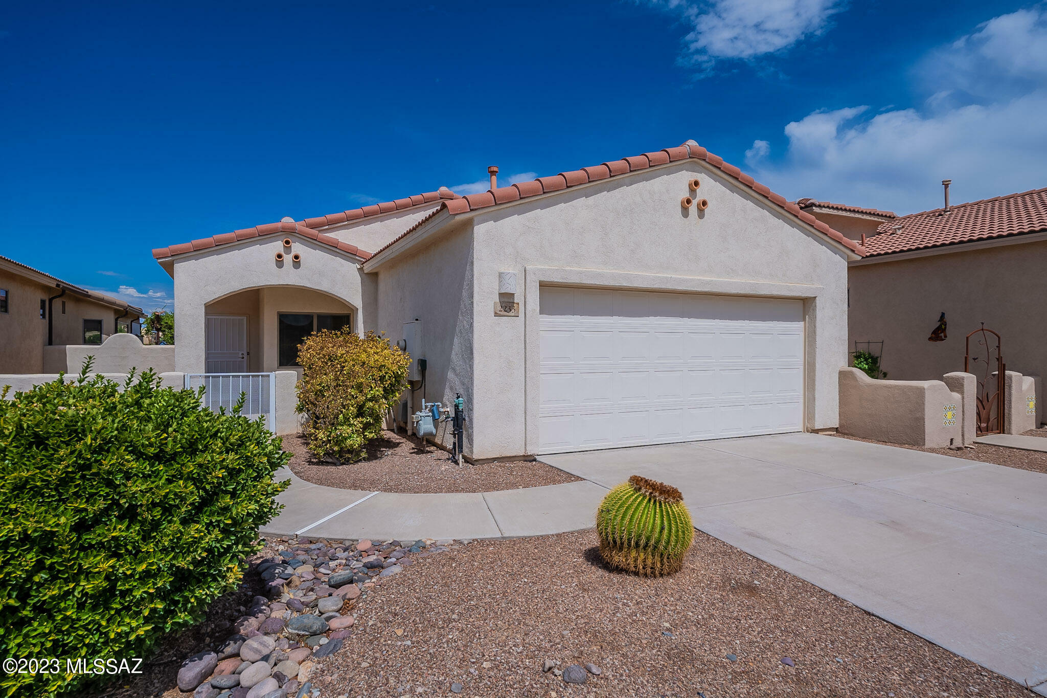 Property Photo:  2233 S Via Espinosa  AZ 85614 