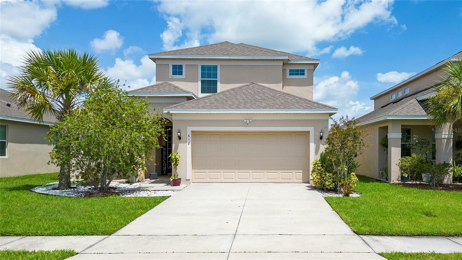 Property Photo:  612 Star Magnolia Drive  FL 34744 