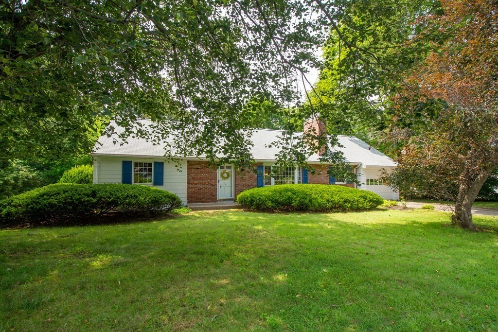 Property Photo:  3 Brookside Circle  MA 01720 