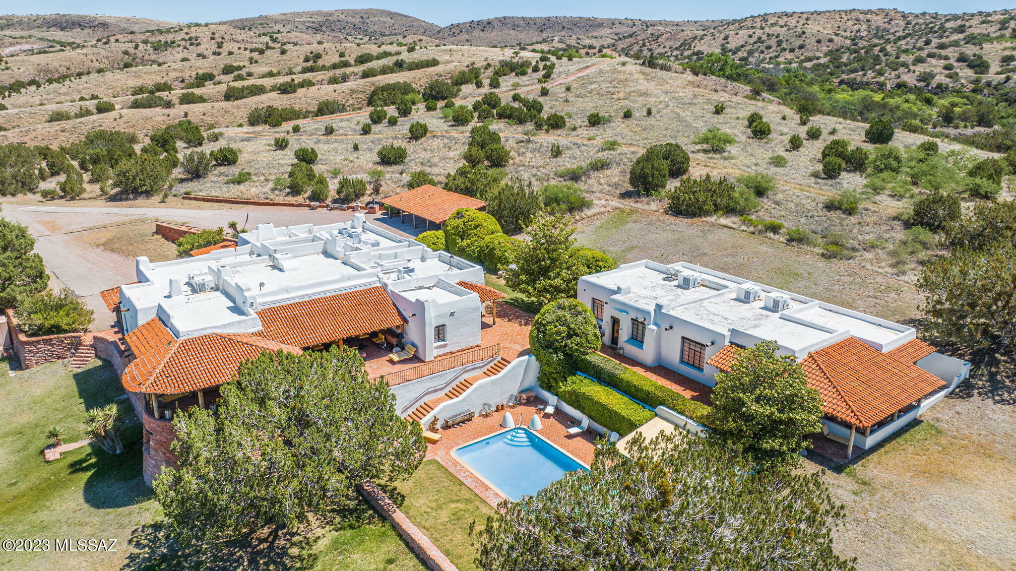 Property Photo: 2671 Highway 82 AZ 85624