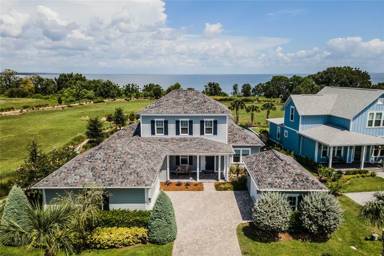 Property Photo:  961 Celadon Street  FL 34787 