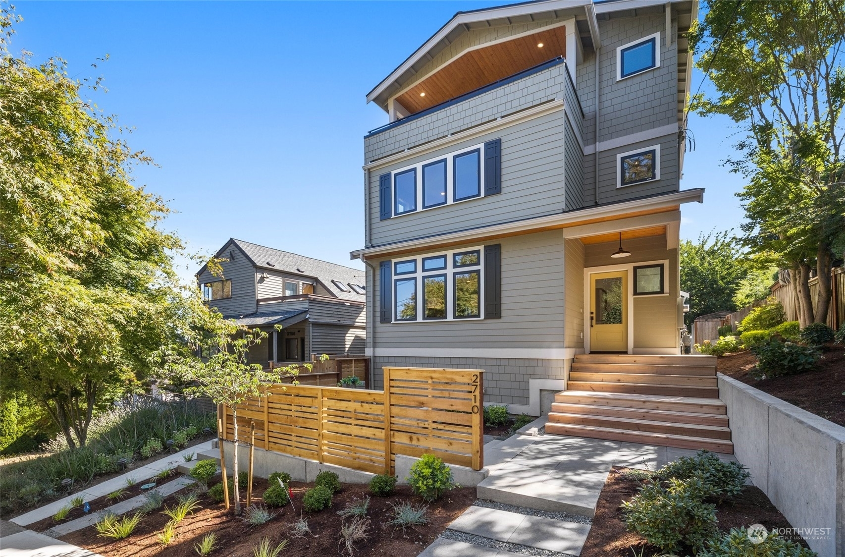 Property Photo: 2710 1st Avenue W WA 98119