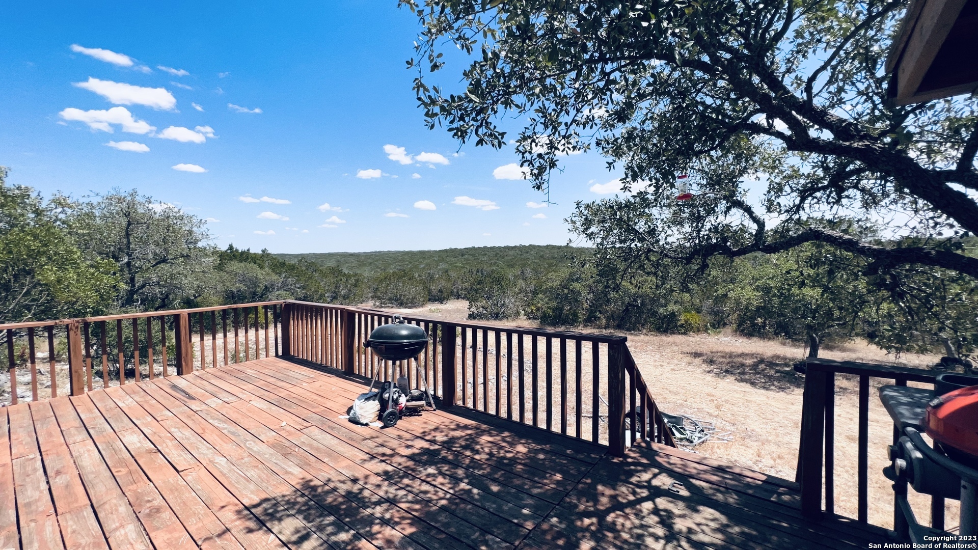 Property Photo:  1474 Private Road 233  TX 78861 