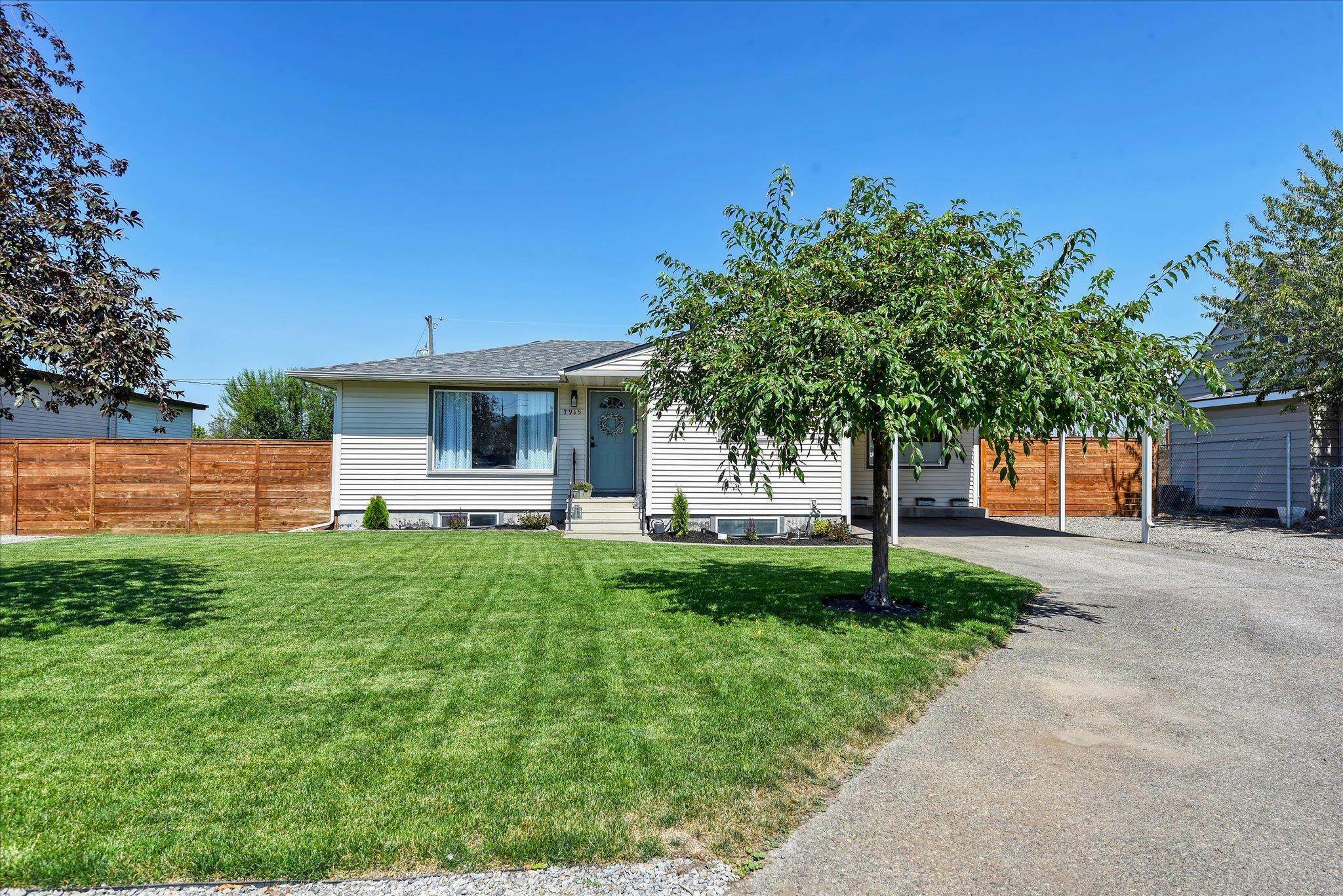 Property Photo: 7915 E Cataldo Ave WA 99212