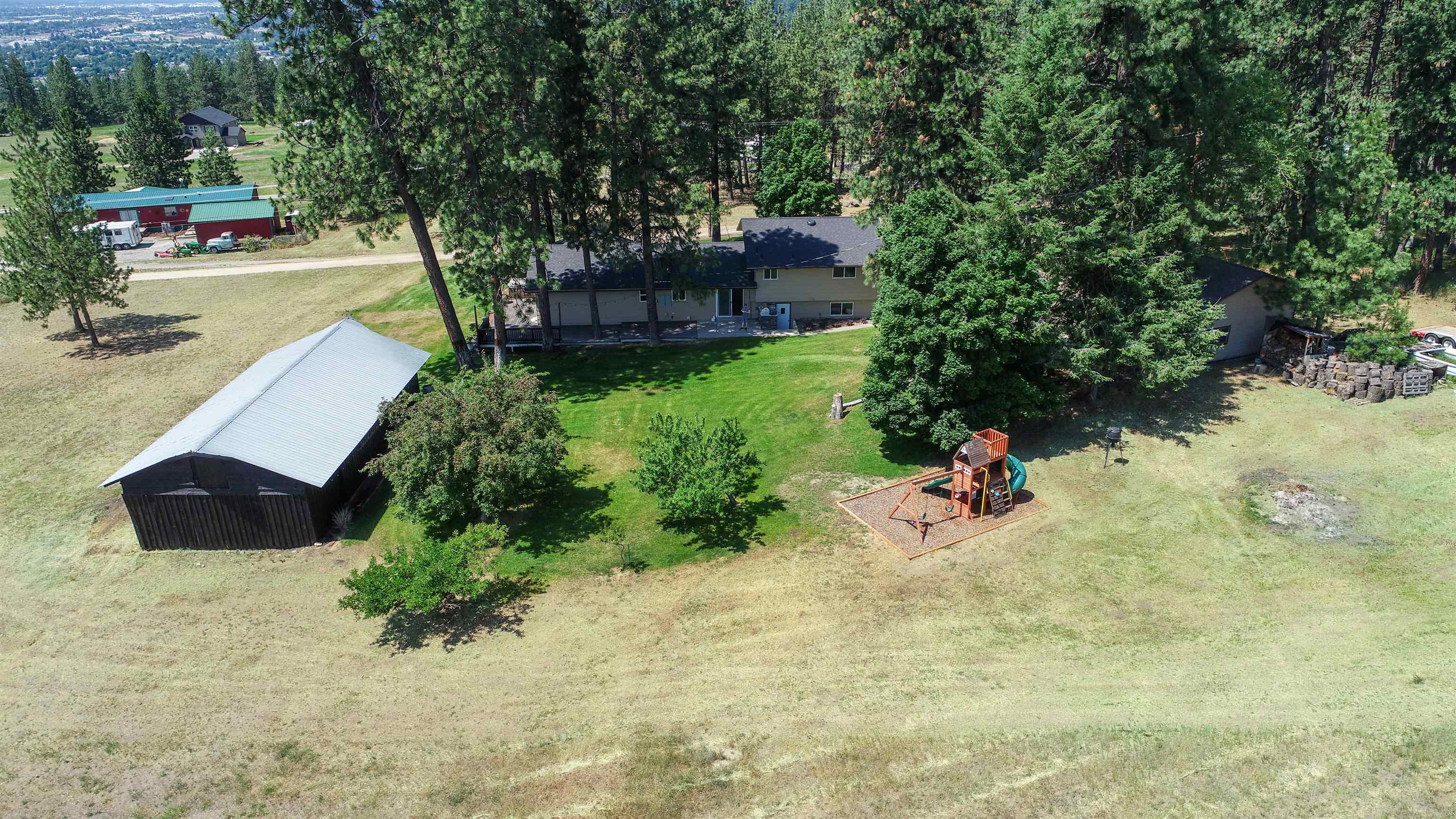 Property Photo: 6204 N Pioneer Ln WA 99217