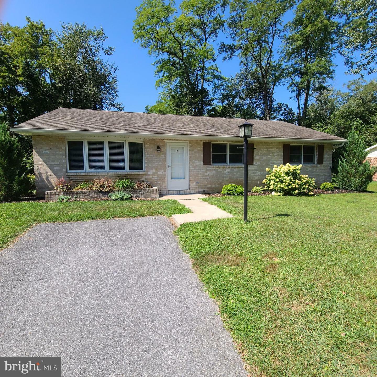 Property Photo:  11 Midland Drive  PA 17065 