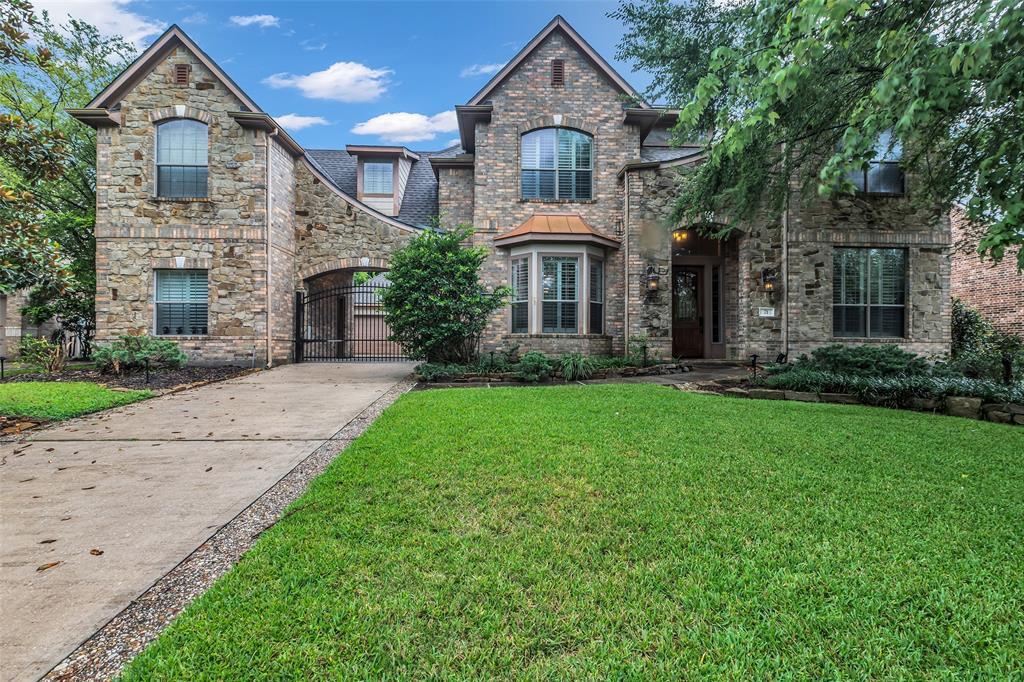 Property Photo: 71 Player Oaks Place TX 77382