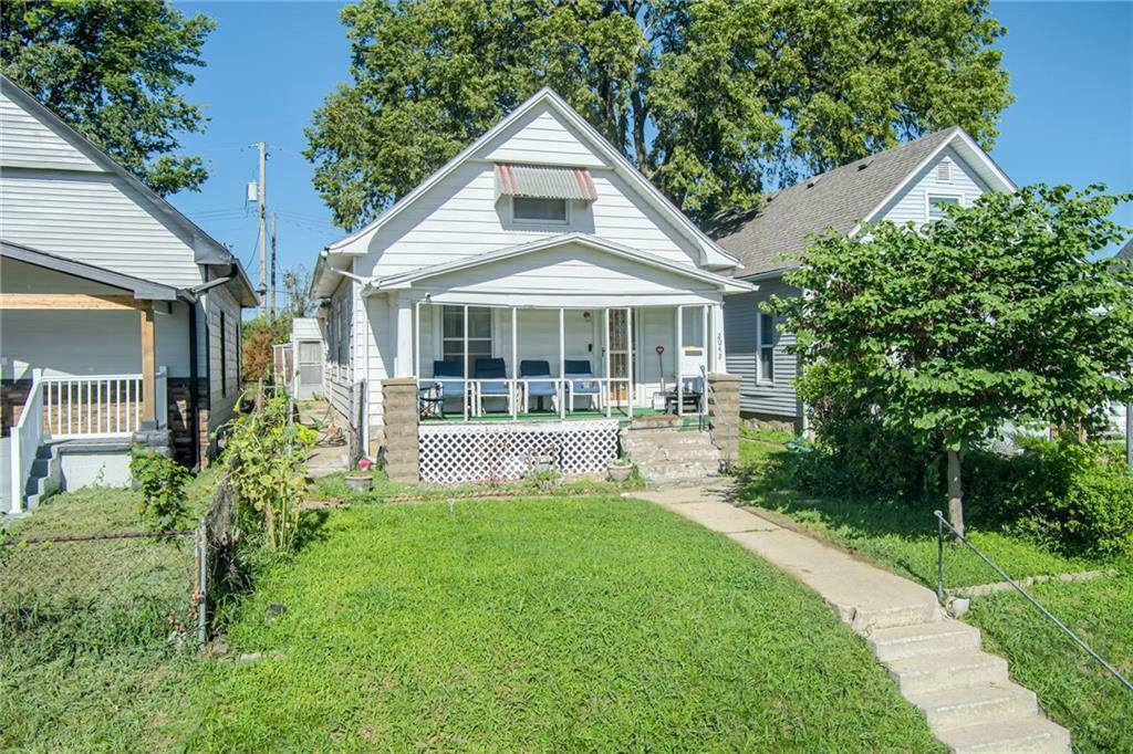 Property Photo: 2042 Springfield Boulevard KS 66101