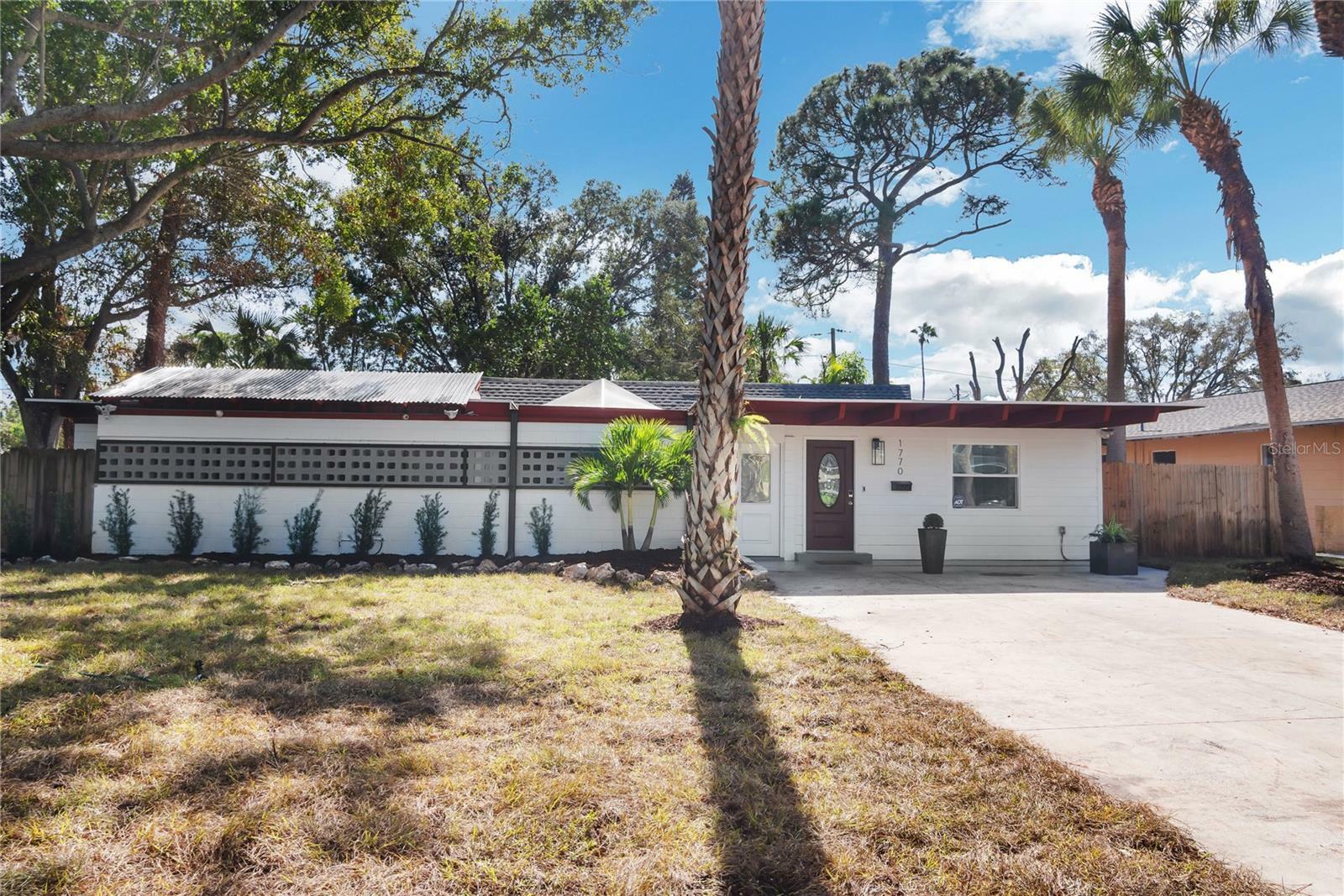 Property Photo:  1770 Nevada Avenue NE  FL 33703 