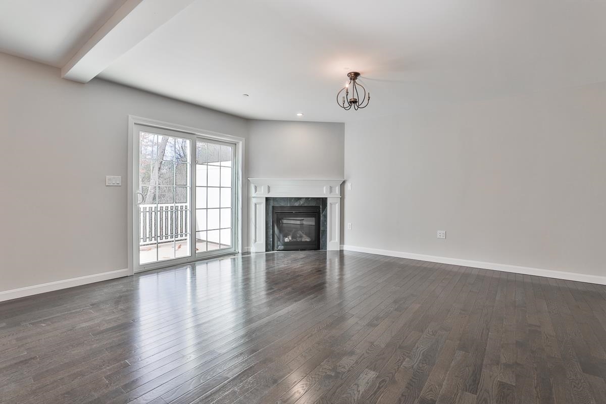 Property Photo: 37 Forestedge Way NH 03102