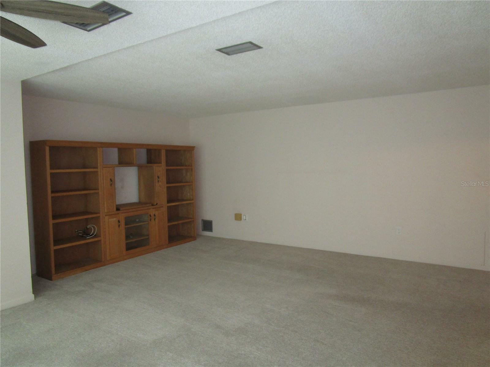 Property Photo:  5750 80th Street N C105  FL 33709 