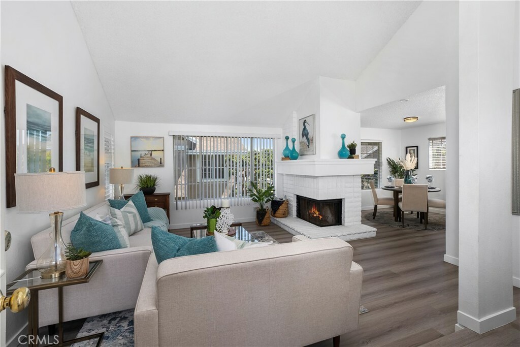 Property Photo:  17 Woodleaf  CA 92614 