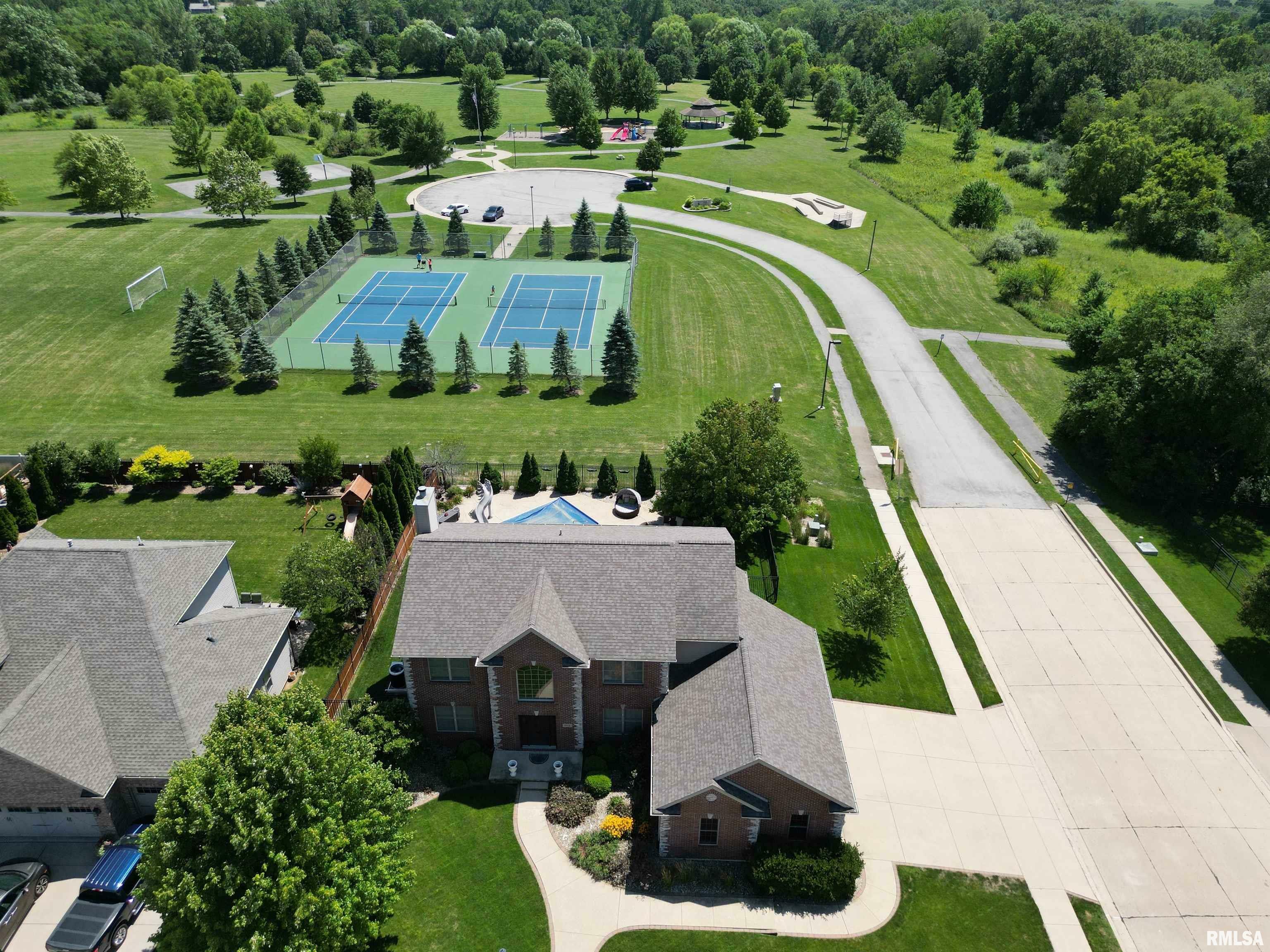6514 W Willow Oak Court  Edwards IL 61528 photo