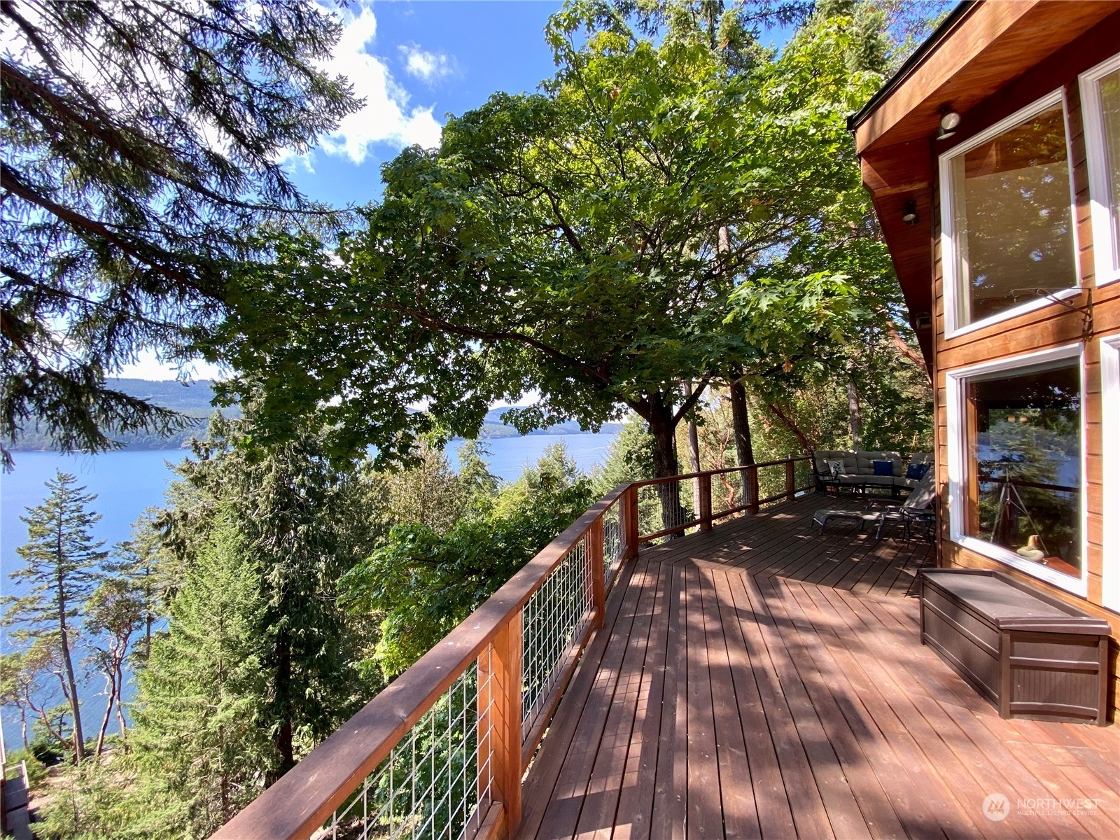 Property Photo:  1373 Palisades Drive  WA 98245 