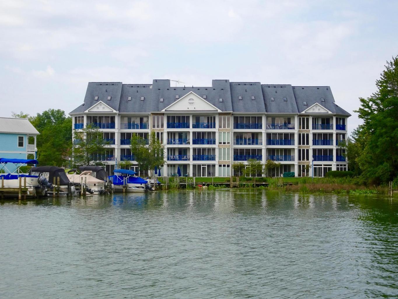 Property Photo:  4401 Hunts Landing Road  OH 43025 