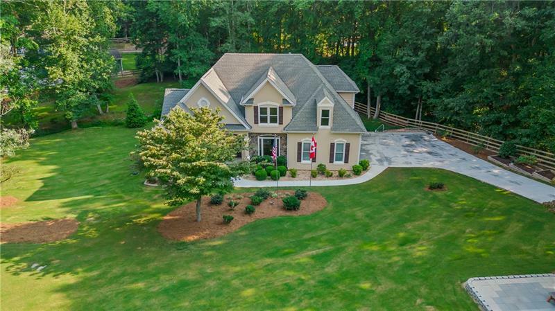 Property Photo: 212 Silver Birch Court GA 30004