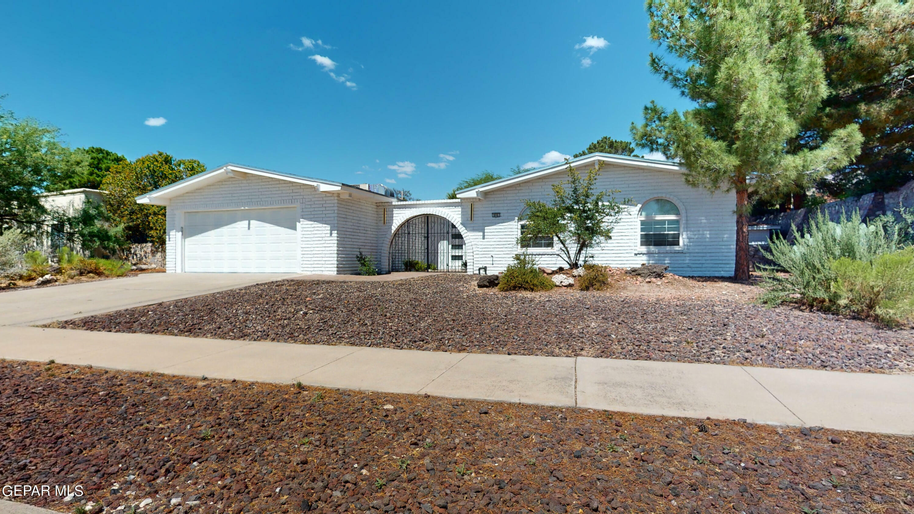 Property Photo: 806 Cortijo Drive TX 79912